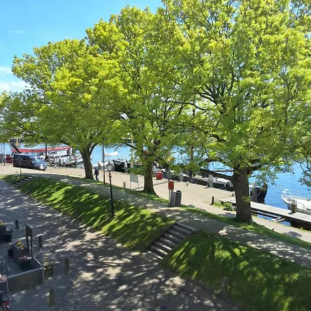 Havenzicht 恩克赫伊曾