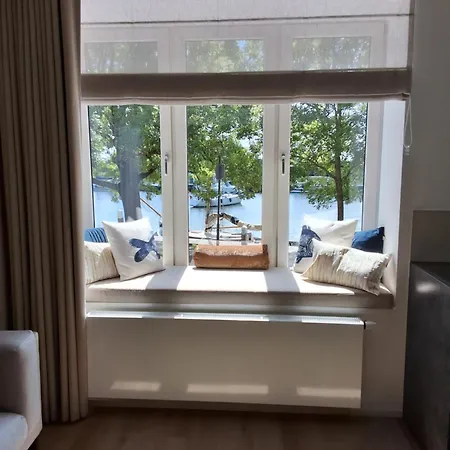 Havenzicht 3* 恩克赫伊曾