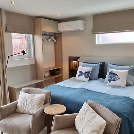 Havenzicht 3* 恩克赫伊曾